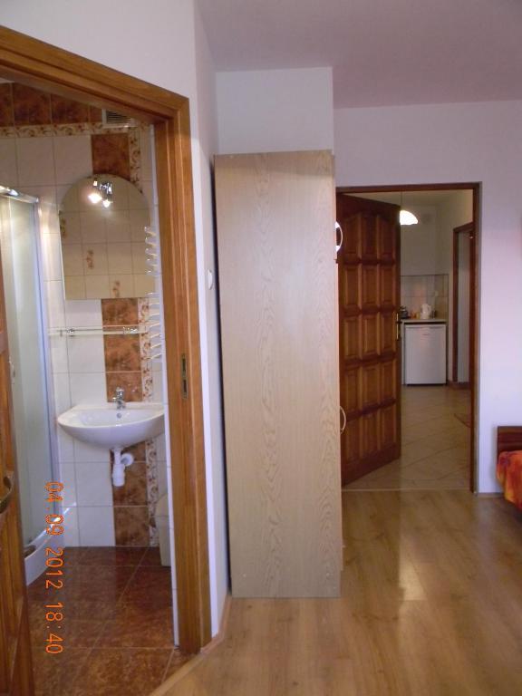 Pokoje Goscinne Kaminscy Gliczarow Room photo